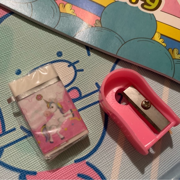 Pink Unicorn Themed Stationery Set - Picture 12 of 13